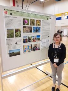 Undergraduate researcher Evelyn Guerrero presents the I-20 Preserve pollination network study at the 2023 Texas Academy of Sciences meeting, San Angelo, TX (photo courtesy Irene Perry)
